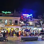 W Swim Pool And Seaview Διαμέρισμα *