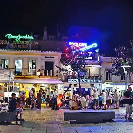 W Swim Pool And Seaview דירה *