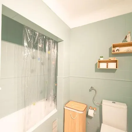 W Swim Pool And Seaview אלבופיירה